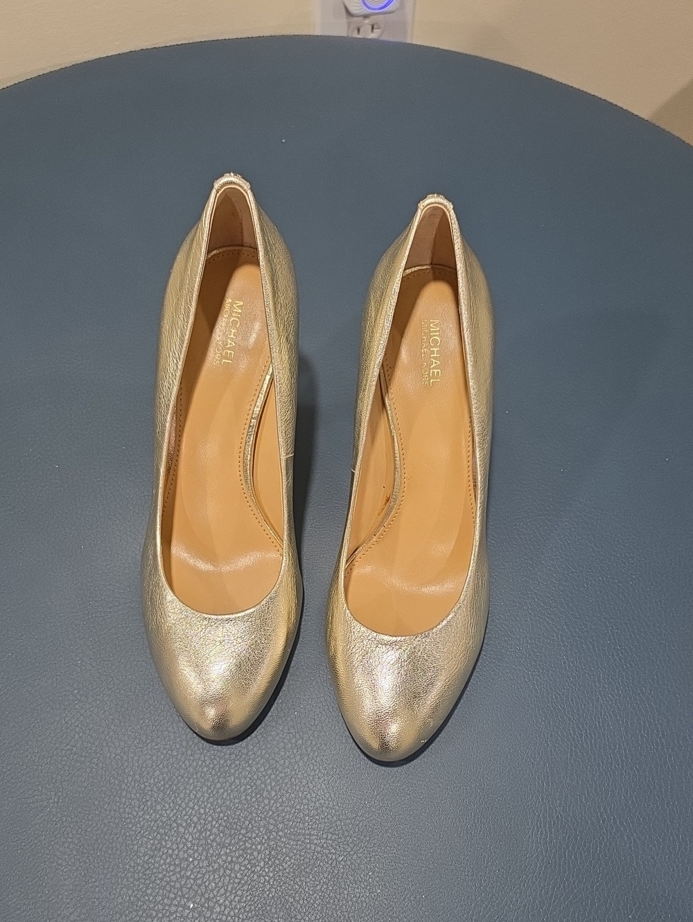 MICHAEL Michael Kors Metallic Gold Rounded Toe Pumps
